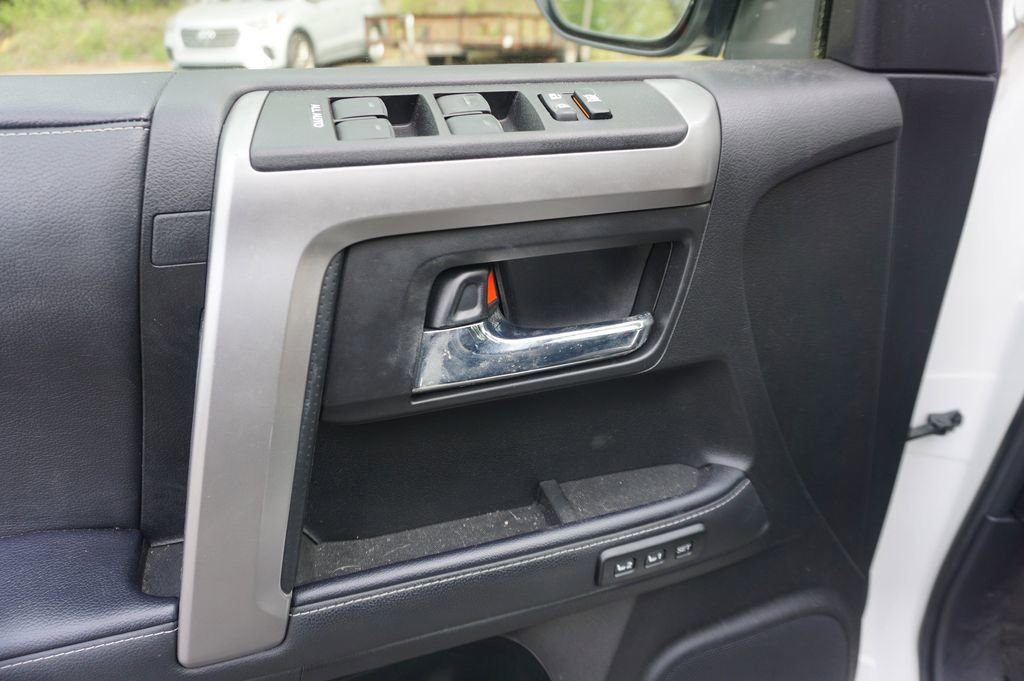 Used 2023 Toyota 4Runner Limited image 4