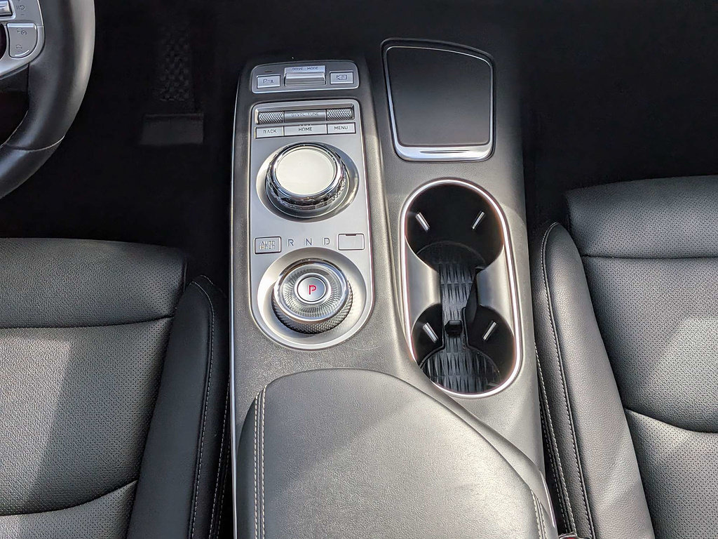 Used 2025 Genesis GV70 2.5T AWD/4WD image 21