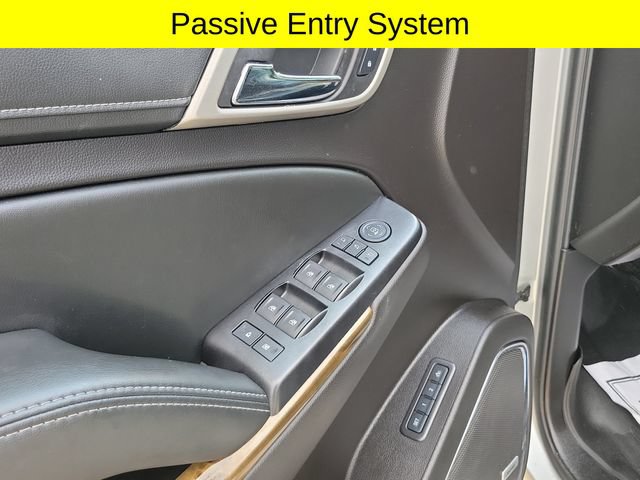 Used 2016 GMC Yukon Denali w/ Open Road Package AWD/4WD image 23