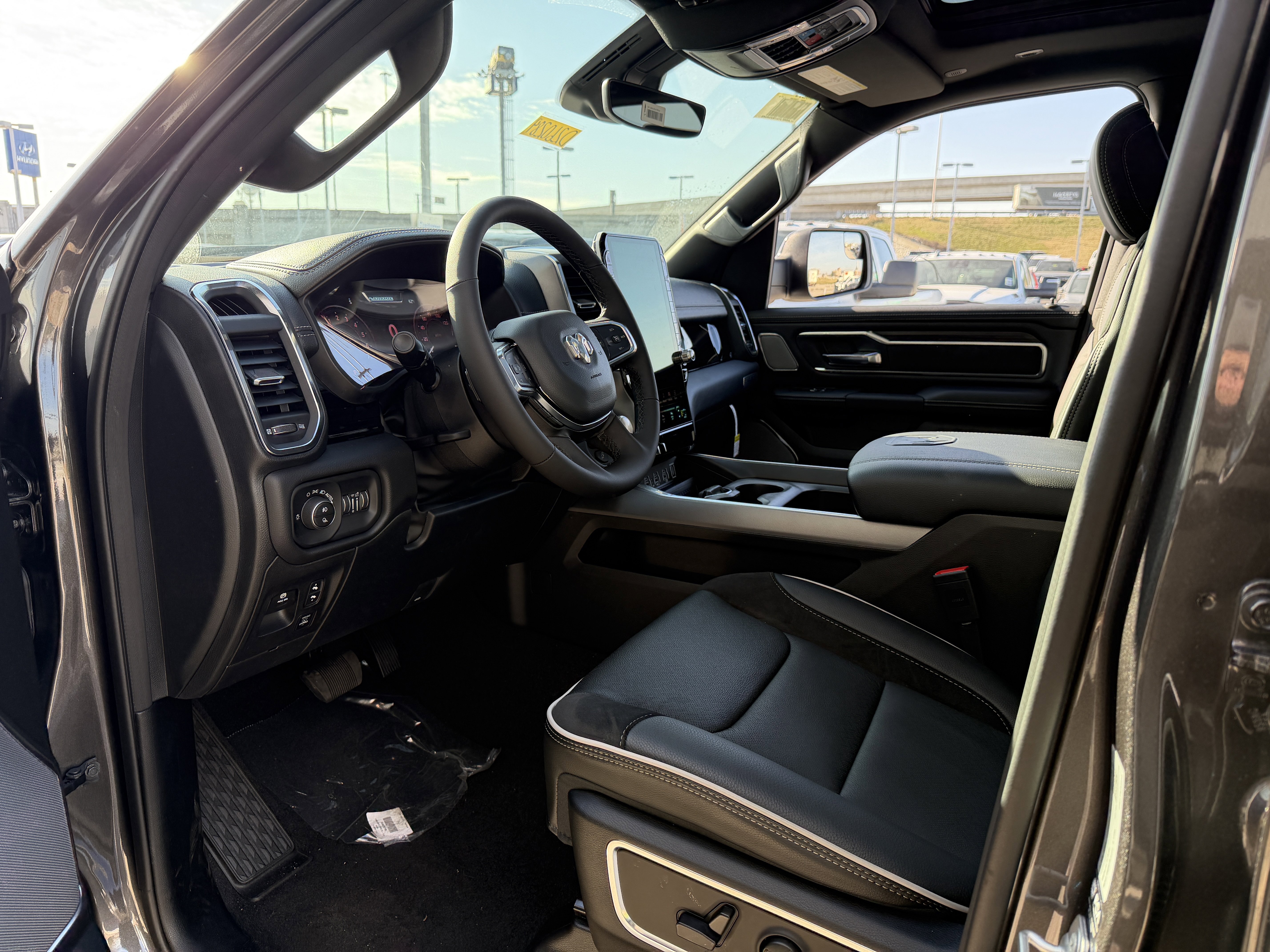 New 2026 RAM 1500 Laramie w/ Night Edition image 33