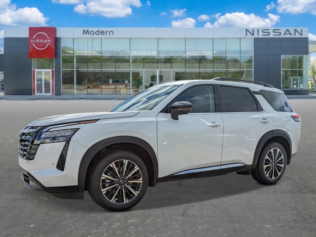 New 2026 Nissan Pathfinder Platinum image 1
