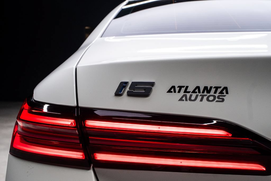 Used 2024 BMW i5 M60 AWD/4WD image 24