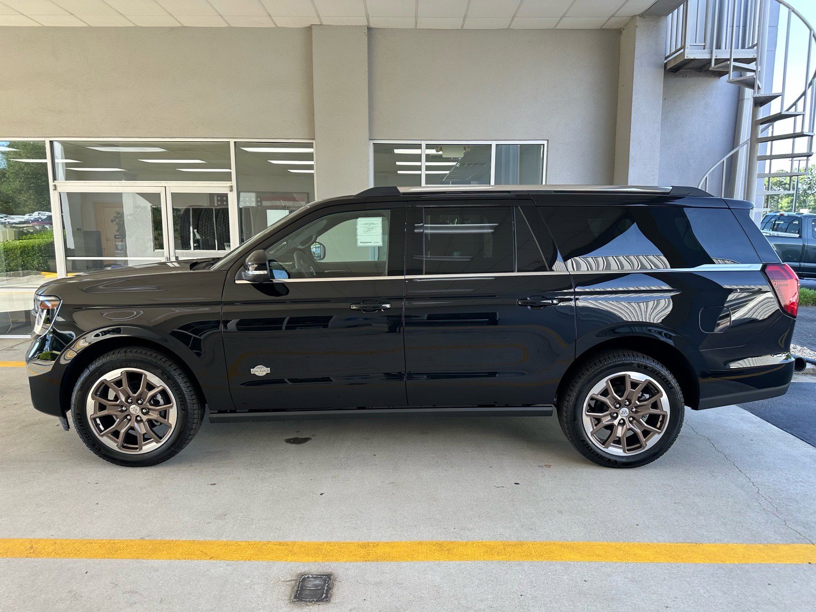 New 2026 Ford Expedition Max King Ranch AWD/4WD image 3