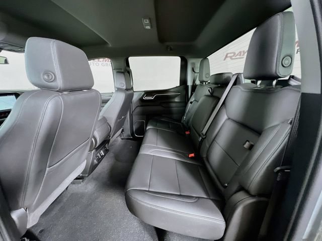 Used 2026 GMC Sierra 1500 SLT AWD/4WD image 24