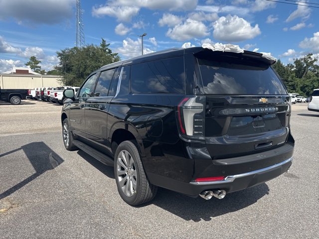 New 2026 Chevrolet Suburban Premier image 4