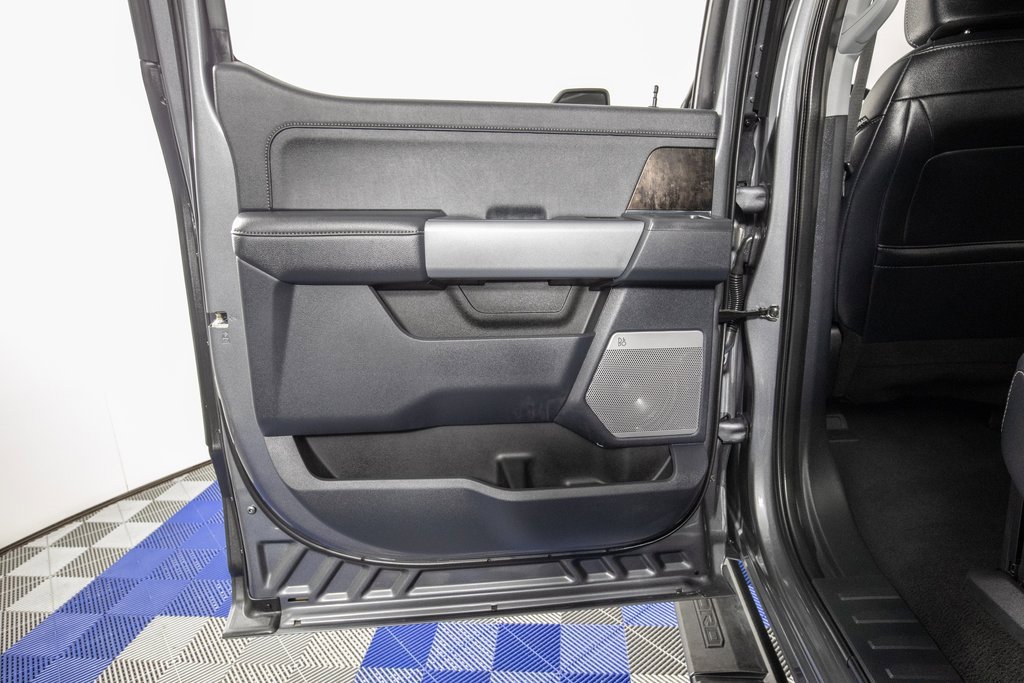 Used 2023 Ford F250 Lariat w/ Sport Appearance Package image 11