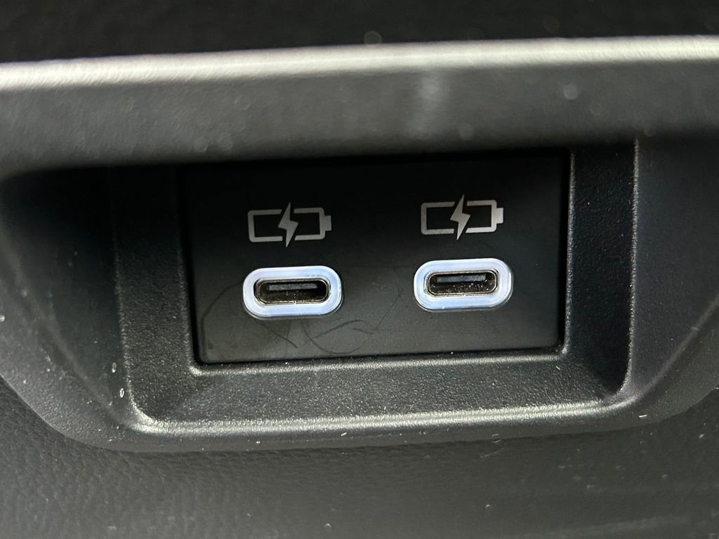 Used 2024 Toyota Corolla Cross XSE image 22