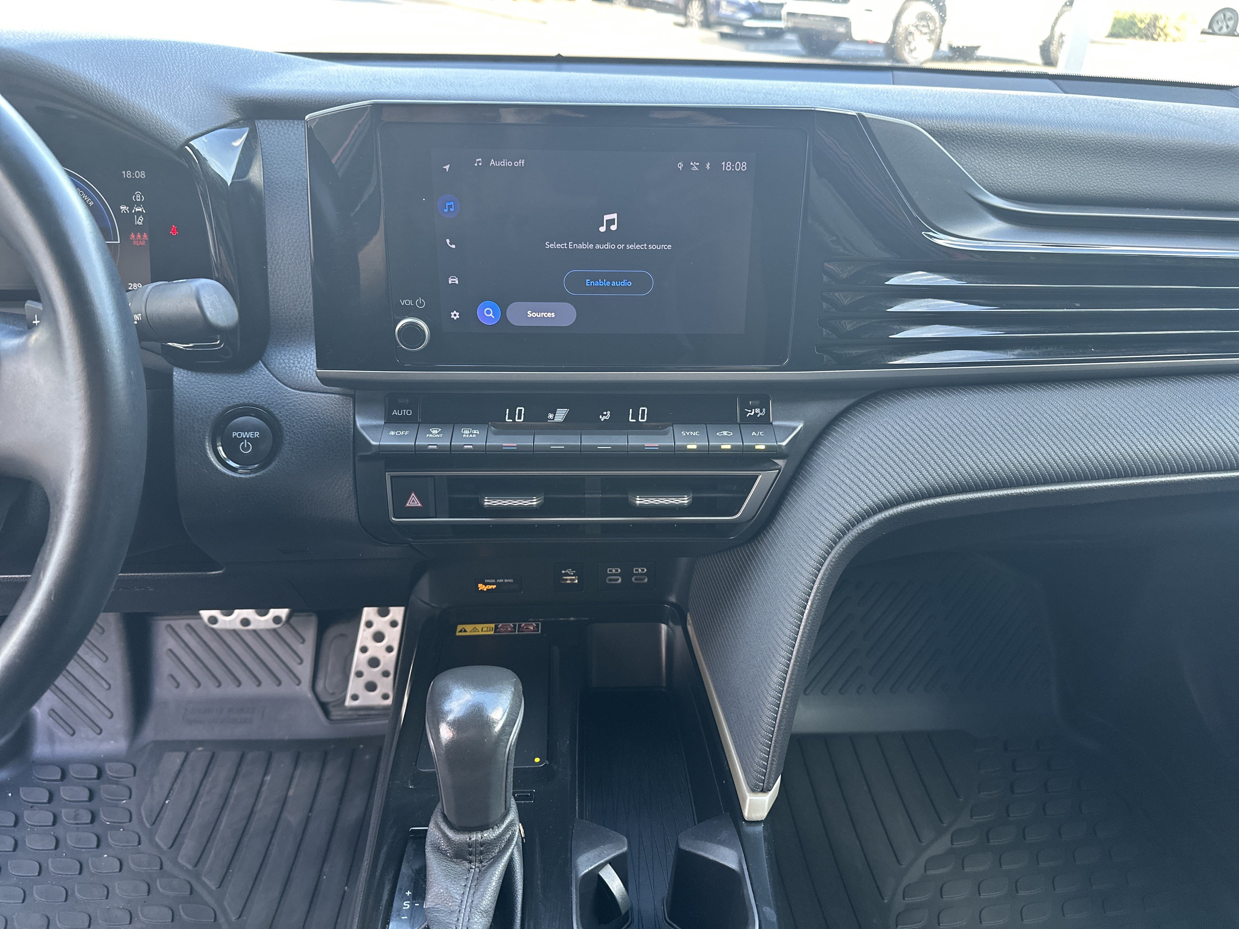 Used 2025 Toyota Camry SE FWD image 22