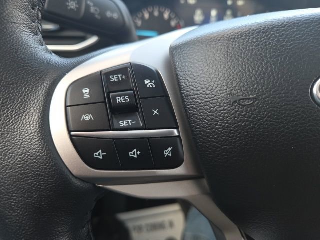 Used 2023 Ford Explorer XLT w/ Equipment Group 202A image 36