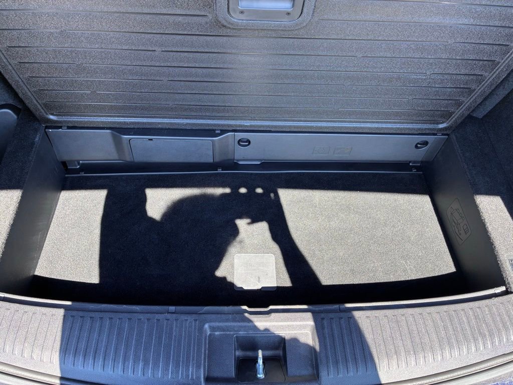 Used 2023 Acura MDX SH-AWD image 13