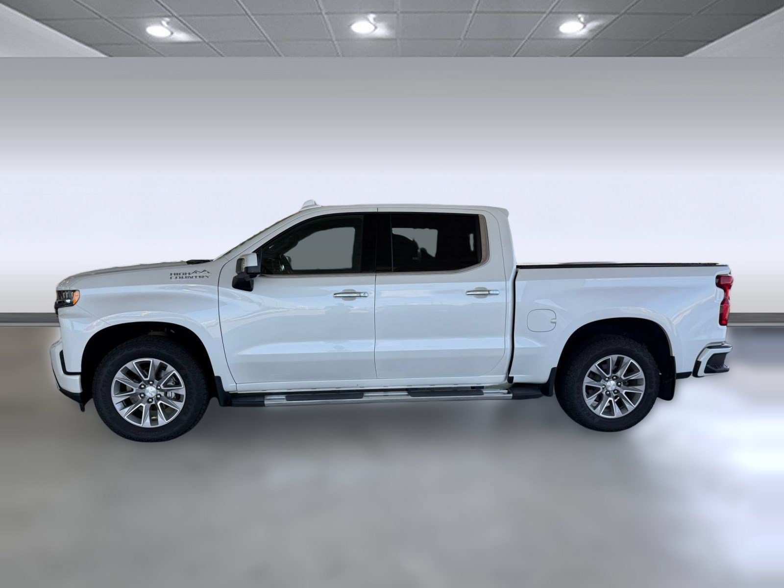 Used 2022 Chevrolet Silverado 1500 High Country w/ Z71 Off-Road Package AWD/4WD image 2