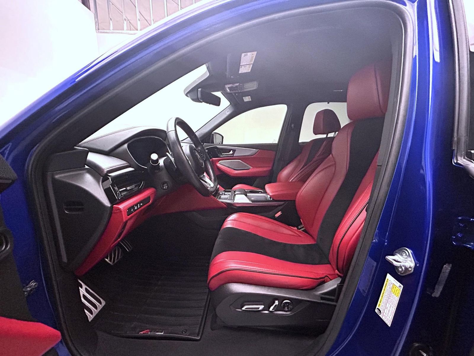 Used 2022 Acura MDX A-Spec image 10