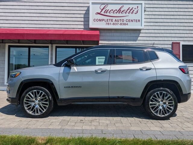 Used 2023 Jeep Compass Limited w/ Elite Group AWD/4WD image 1