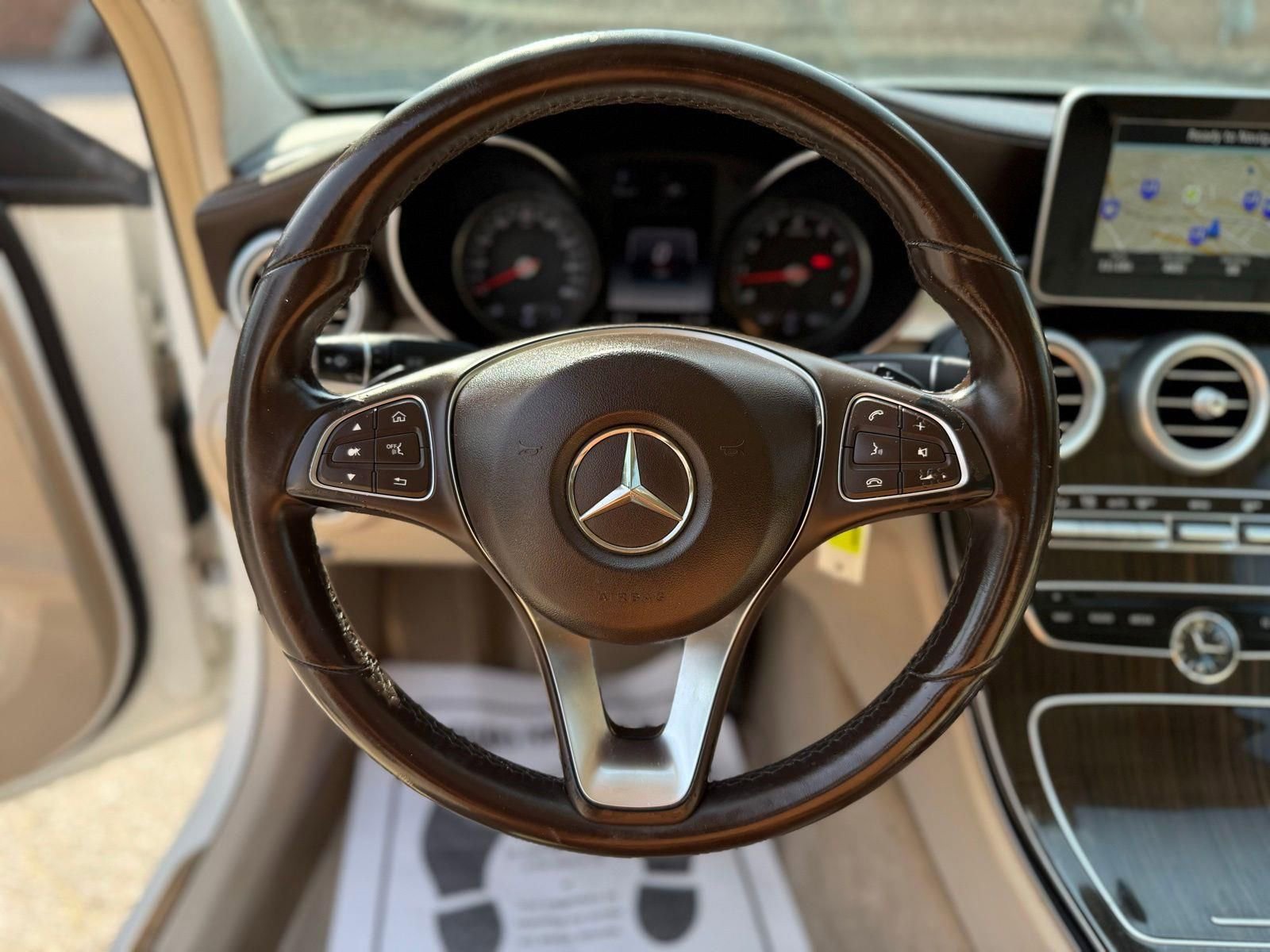 Used 2015 Mercedes-Benz C 300 4MATIC Sedan image 40