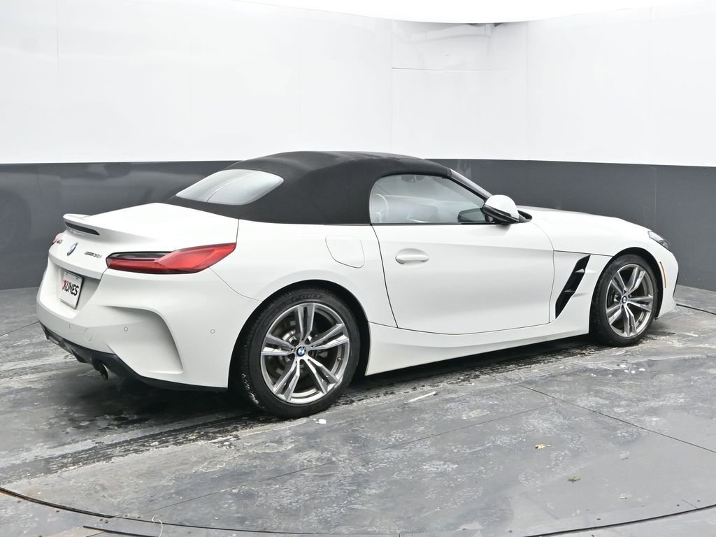 Used 2025 BMW Z4 sDrive30i image 8