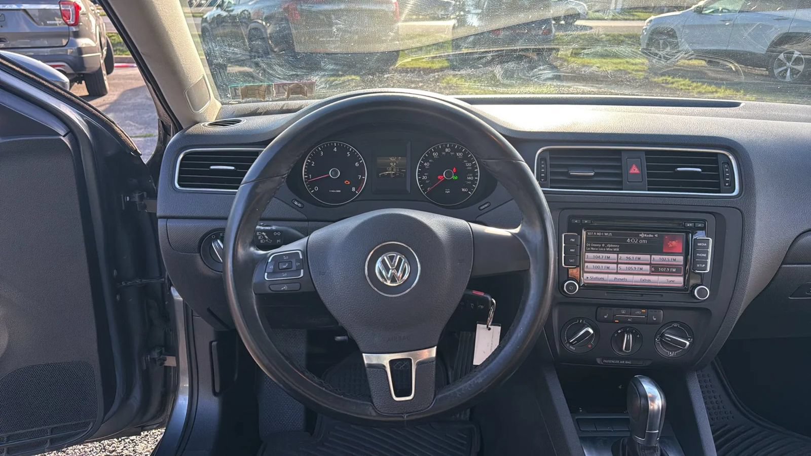 Used 2012 Volkswagen Jetta SE FWD image 12
