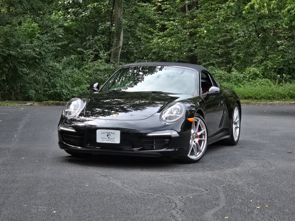 Used 2015 Porsche 911 Carrera 4S AWD/4WD image 10