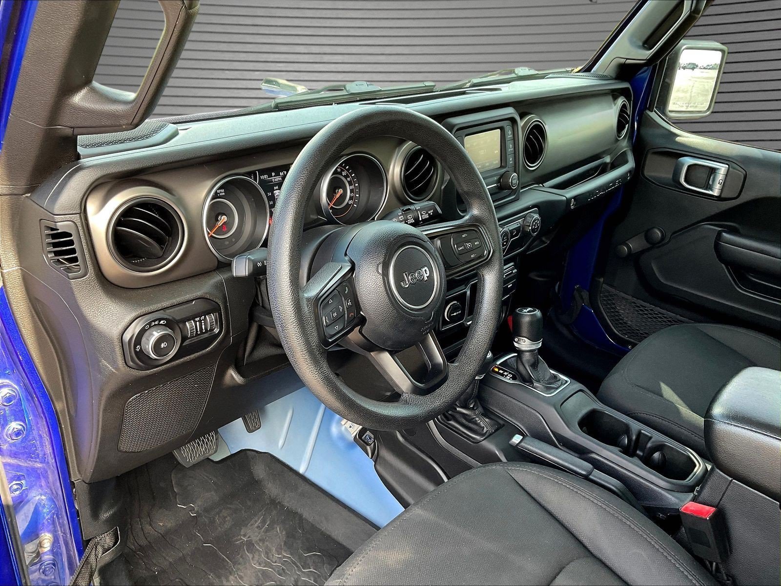Used 2019 Jeep Wrangler Sport AWD/4WD image 16