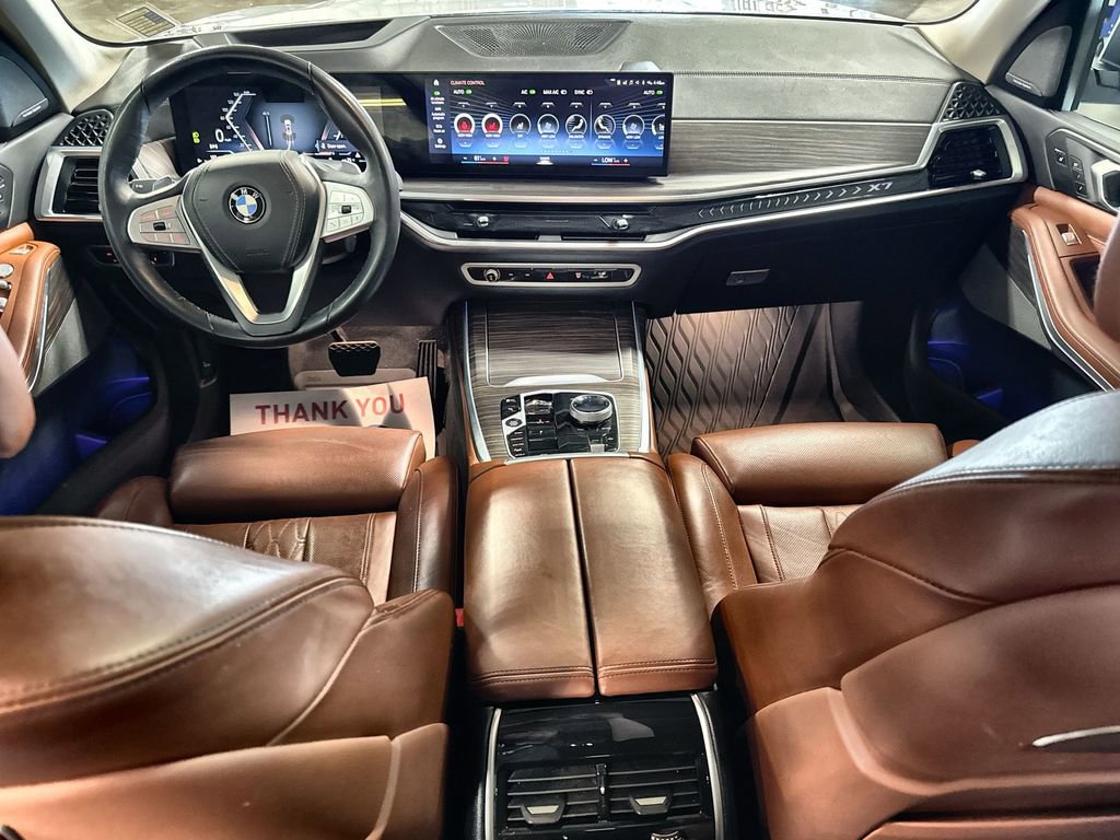 Used 2023 BMW X7 xDrive40i w/ Executive Package image 27