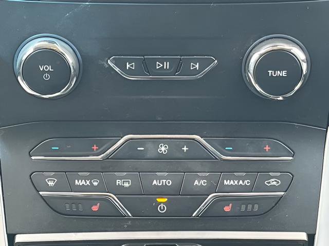 Used 2019 Ford Edge SEL w/ Equipment Group 201A image 30