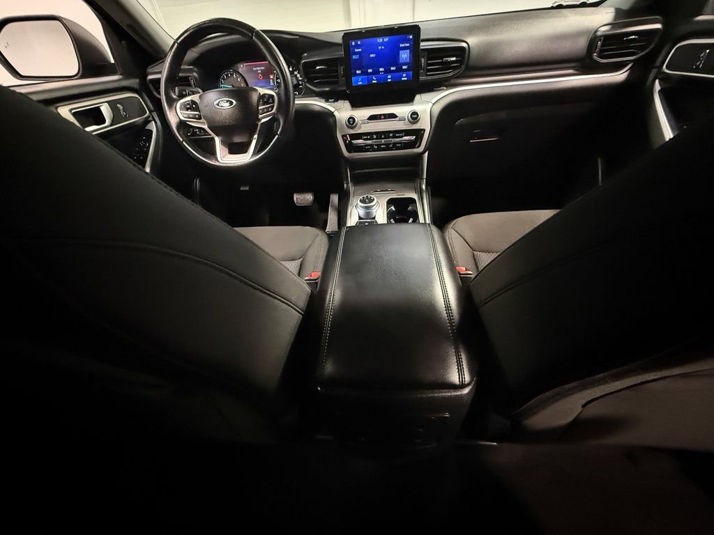 Used 2022 Ford Explorer XLT image 72