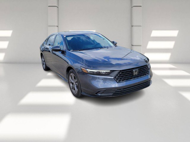 Used 2024 Honda Accord Touring image 4