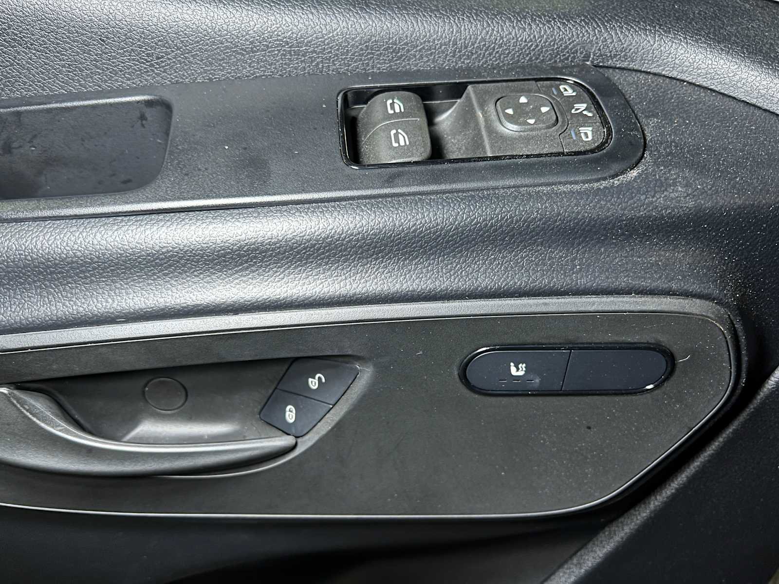 Used 2025 Mercedes-Benz Sprinter 2500 image 18