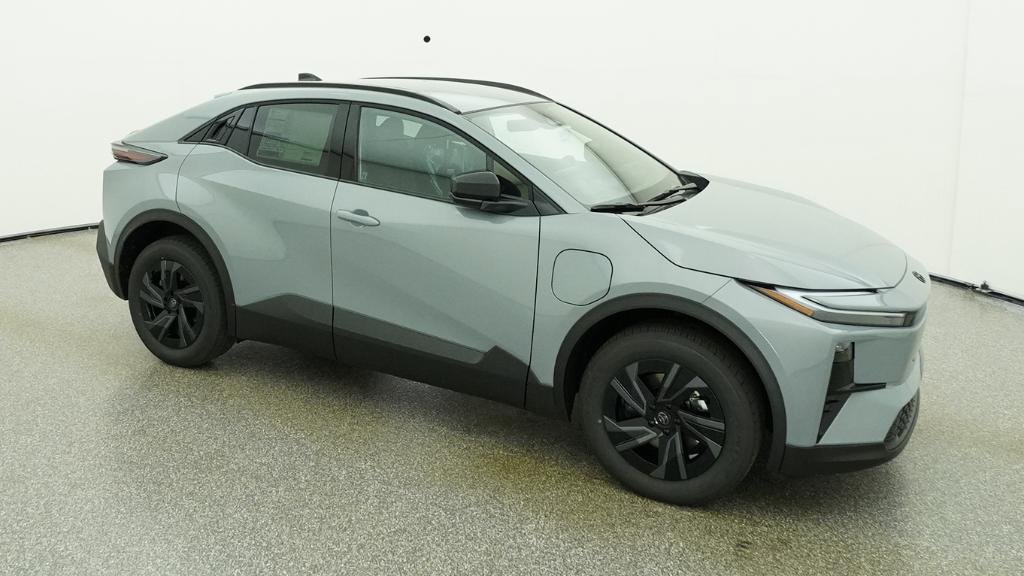 New 2026 Toyota C-HR AWD/4WD image 4