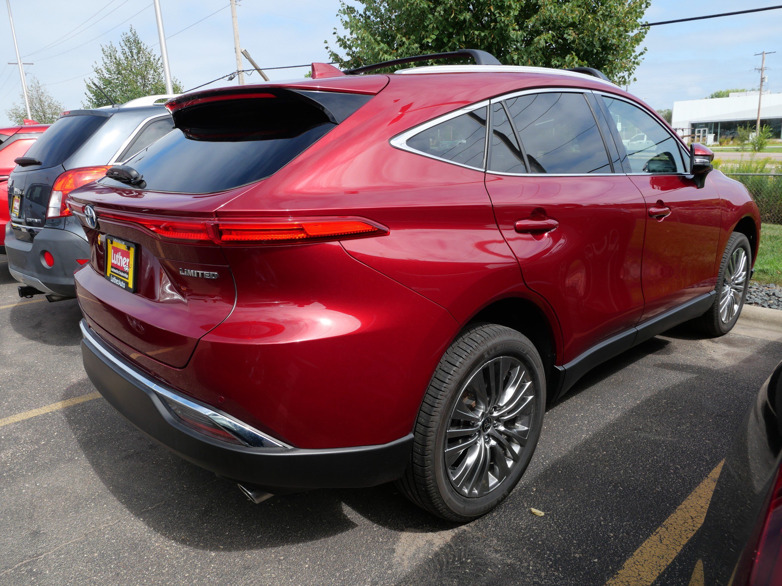 Used 2023 Toyota Venza Limited AWD/4WD image 7