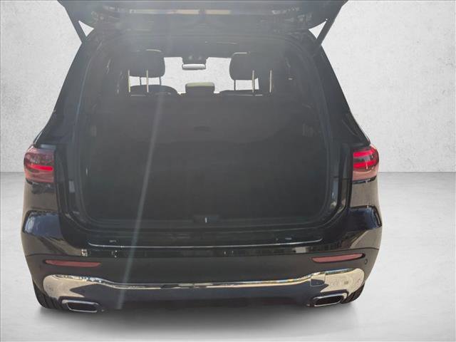 Used 2025 Mercedes-Benz GLB 250 image 6