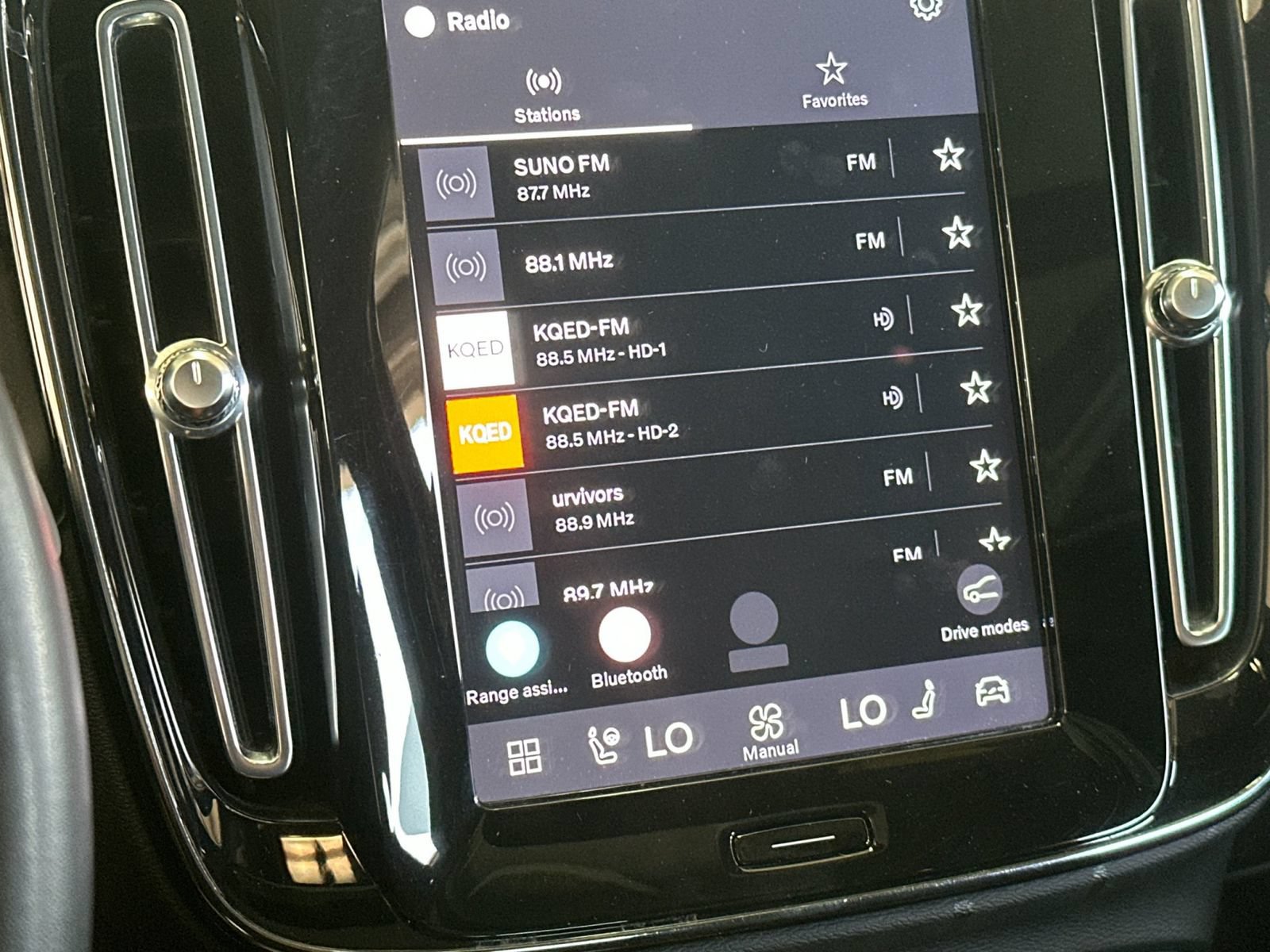 Certified 2023 Volvo XC40 Recharge Ultimate w/ Protection Package Premier AWD/4WD image 22