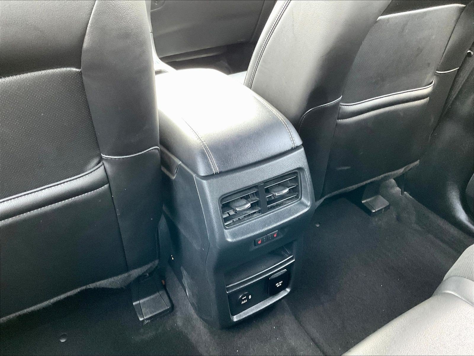 Used 2021 Ford Edge ST w/ Equipment Group 401A AWD/4WD image 13