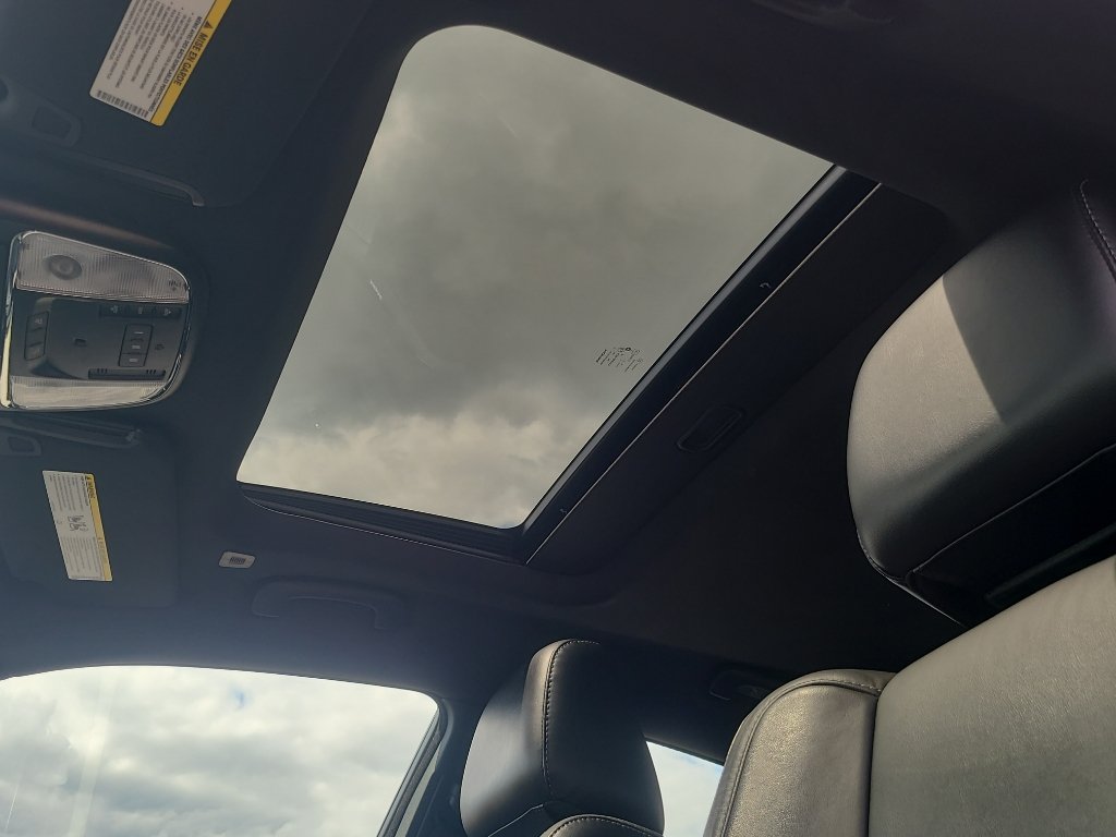 Used 2018 Dodge Charger GT AWD/4WD image 19