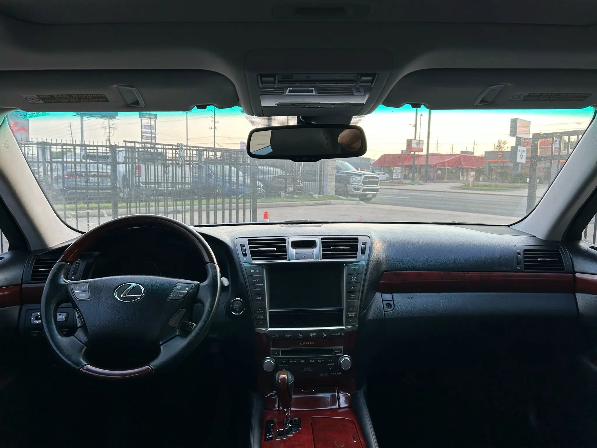 Used 2012 Lexus LS 460 w/ Luxury Value Edition image 19