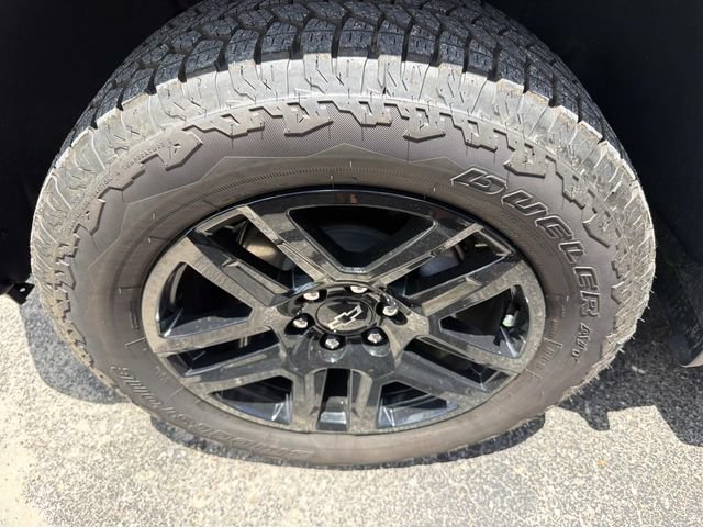 Used 2026 Chevrolet Silverado 1500 LT Trail Boss w/ Convenience Package II AWD/4WD image 36