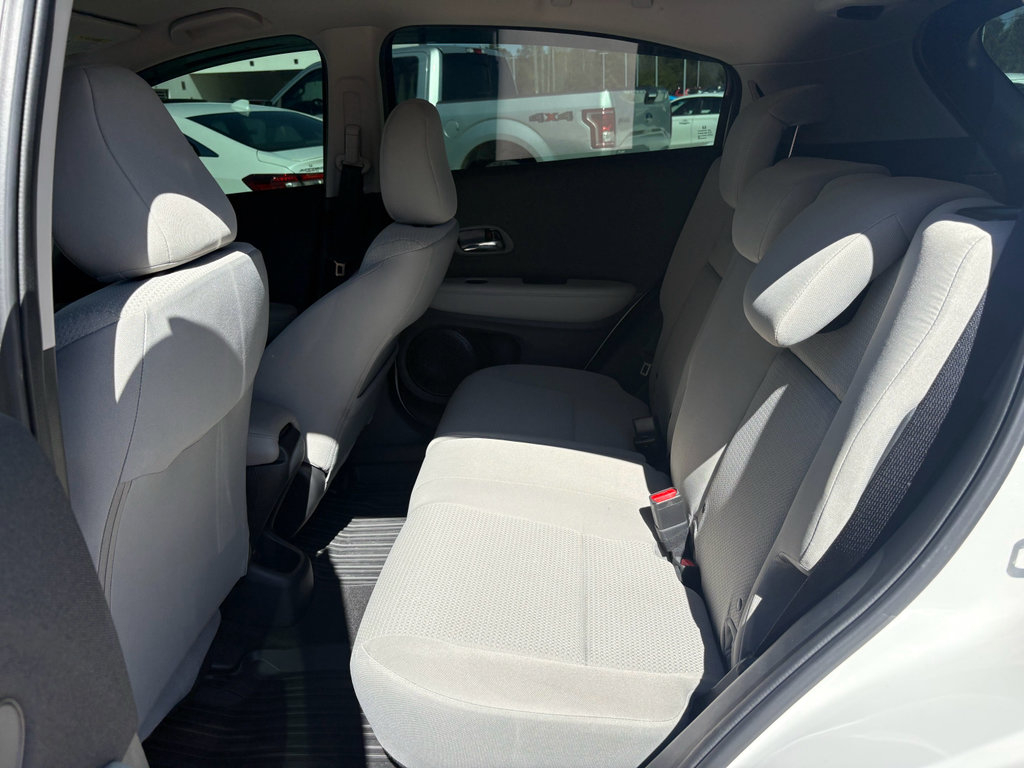 Certified 2022 Honda HR-V LX image 23