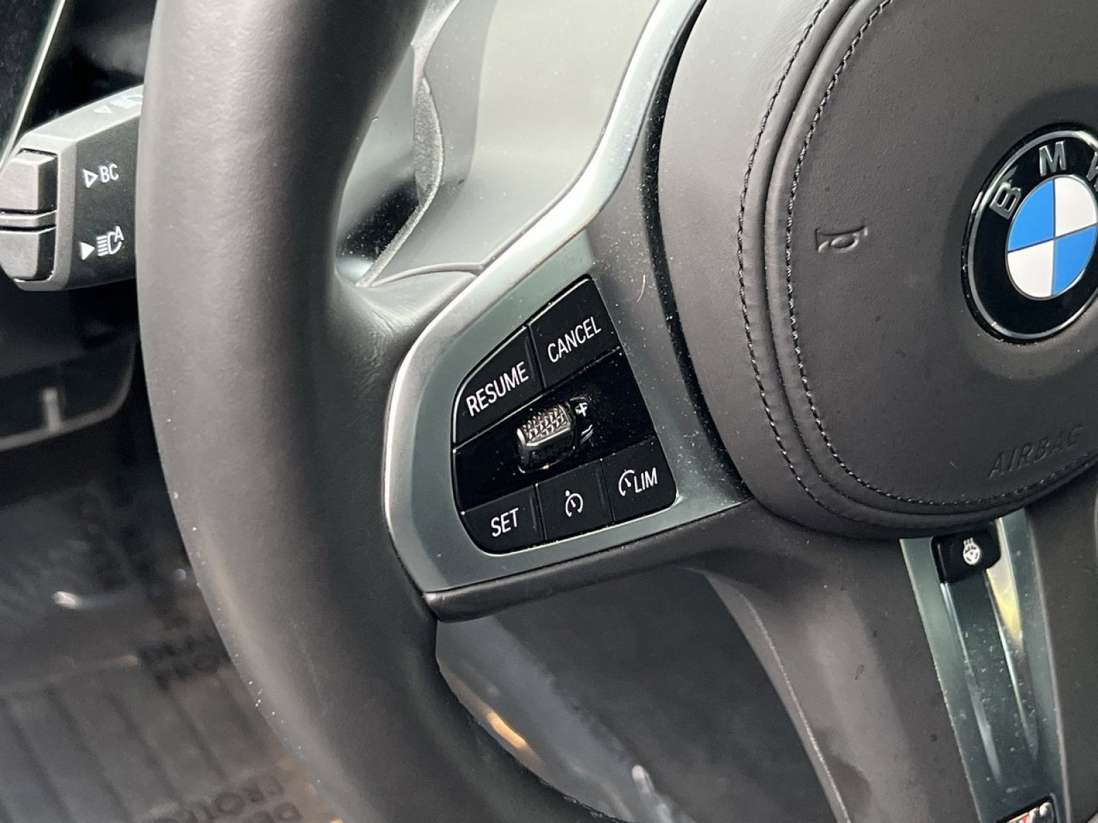 Used 2023 BMW Z4 M40i w/ Premium Package image 34