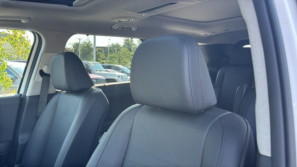 Used 2026 Hyundai Palisade Limited AWD/4WD image 14