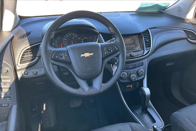 Used 2018 Chevrolet Trax LT image 17