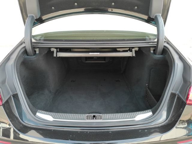 Used 2023 Mercedes-Benz S 580 4MATIC Sedan w/ AMG Line image 32