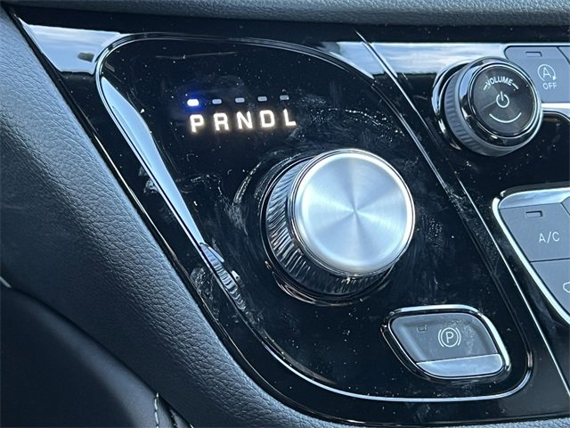 New 2026 Chrysler Pacifica Limited w/ Trailer Tow Group image 30