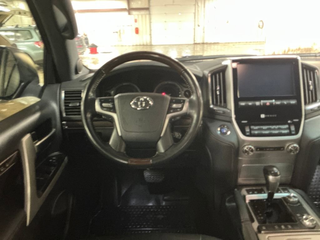 Certified 2021 Toyota Land Cruiser Heritage Edition image 13