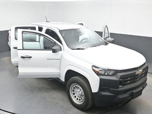 Used 2024 Chevrolet Colorado W/T w/ WT Convenience Package AWD/4WD image 48