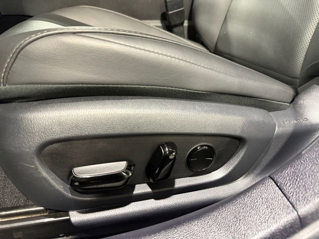 Used 2023 Lexus ES 350 w/ Premium Package image 23