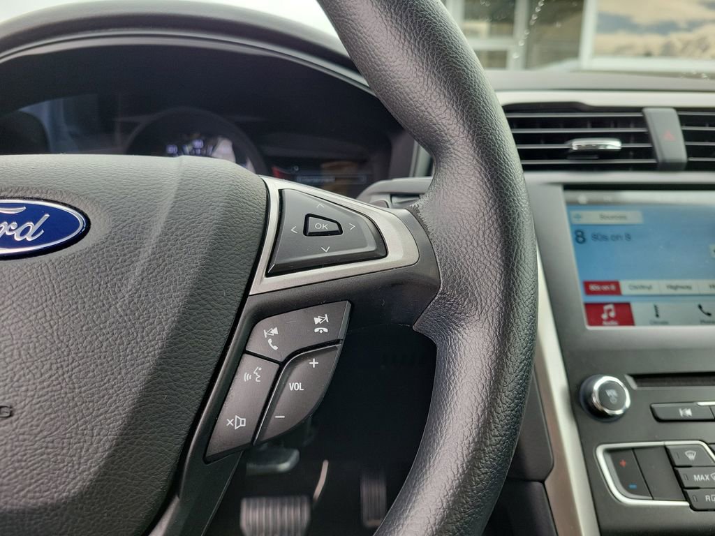 Certified 2018 Ford Fusion SE w/ Fusion SE Technology Package image 25