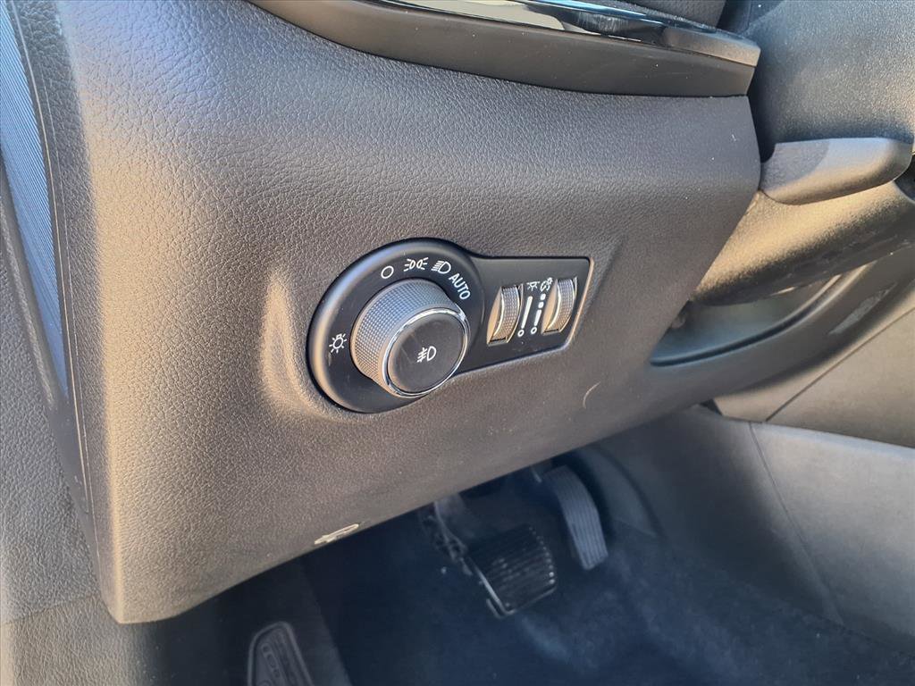 New 2026 Jeep Compass Altitude image 11