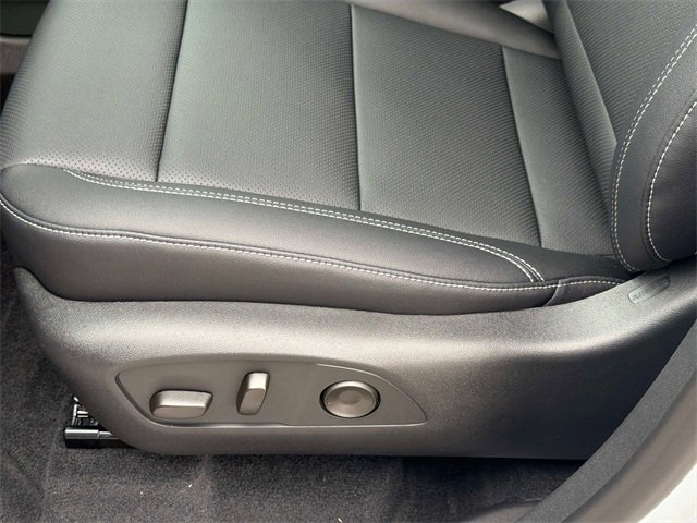 New 2026 Chevrolet Traverse LT w/ Driver Confidence Package image 20