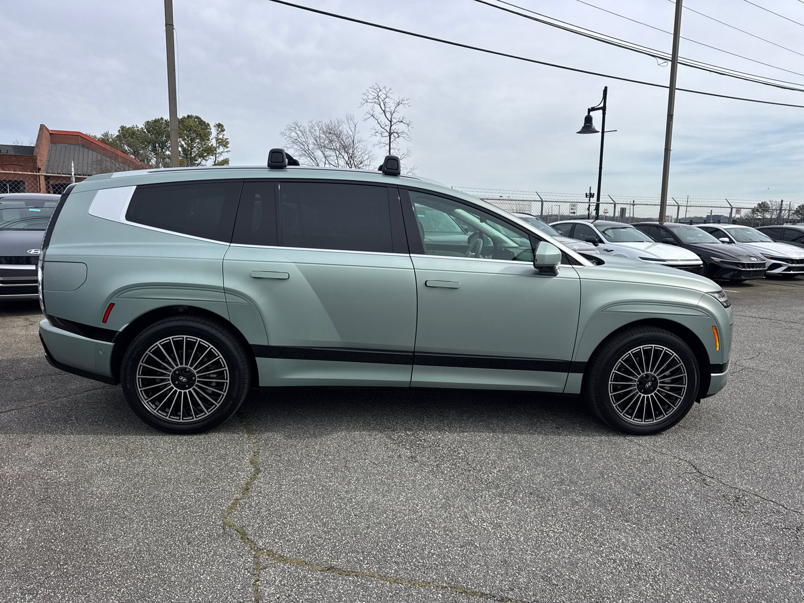 New 2026 Hyundai Ioniq 9 Calligraphy image 4