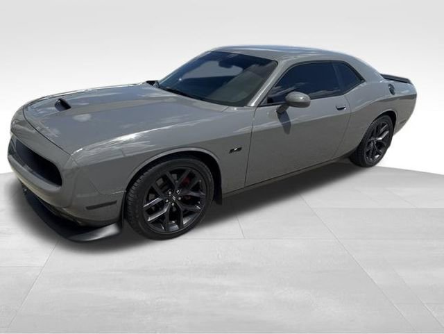 Used 2023 Dodge Challenger R/T w/ Blacktop Package RWD image 3