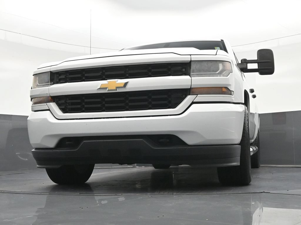 Used 2016 Chevrolet Silverado 1500 Custom w/ Custom Convenience Package RWD image 35
